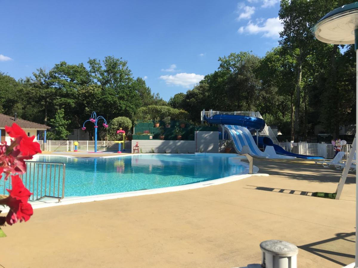 Mobilhome Familial 6 A 7 P 3 Chambres 42 M2 Saint Brevin Les Pierres Couchees מראה חיצוני תמונה
