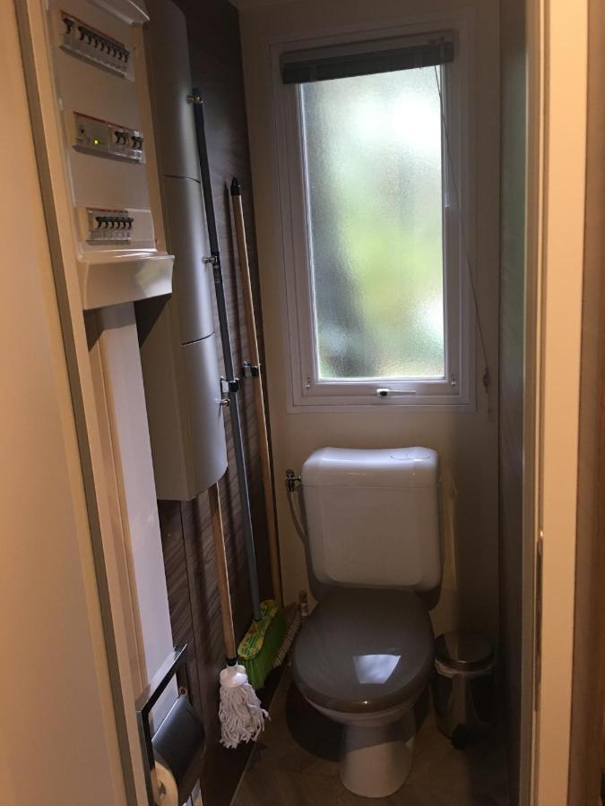Mobilhome Familial 6 A 7 P 3 Chambres 42 M2 Saint Brevin Les Pierres Couchees מראה חיצוני תמונה