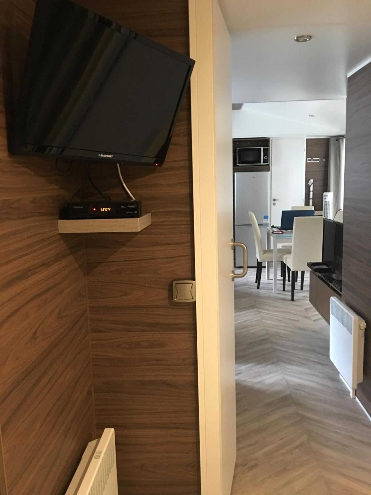 Mobilhome Familial 6 A 7 P 3 Chambres 42 M2 Saint Brevin Les Pierres Couchees מראה חיצוני תמונה