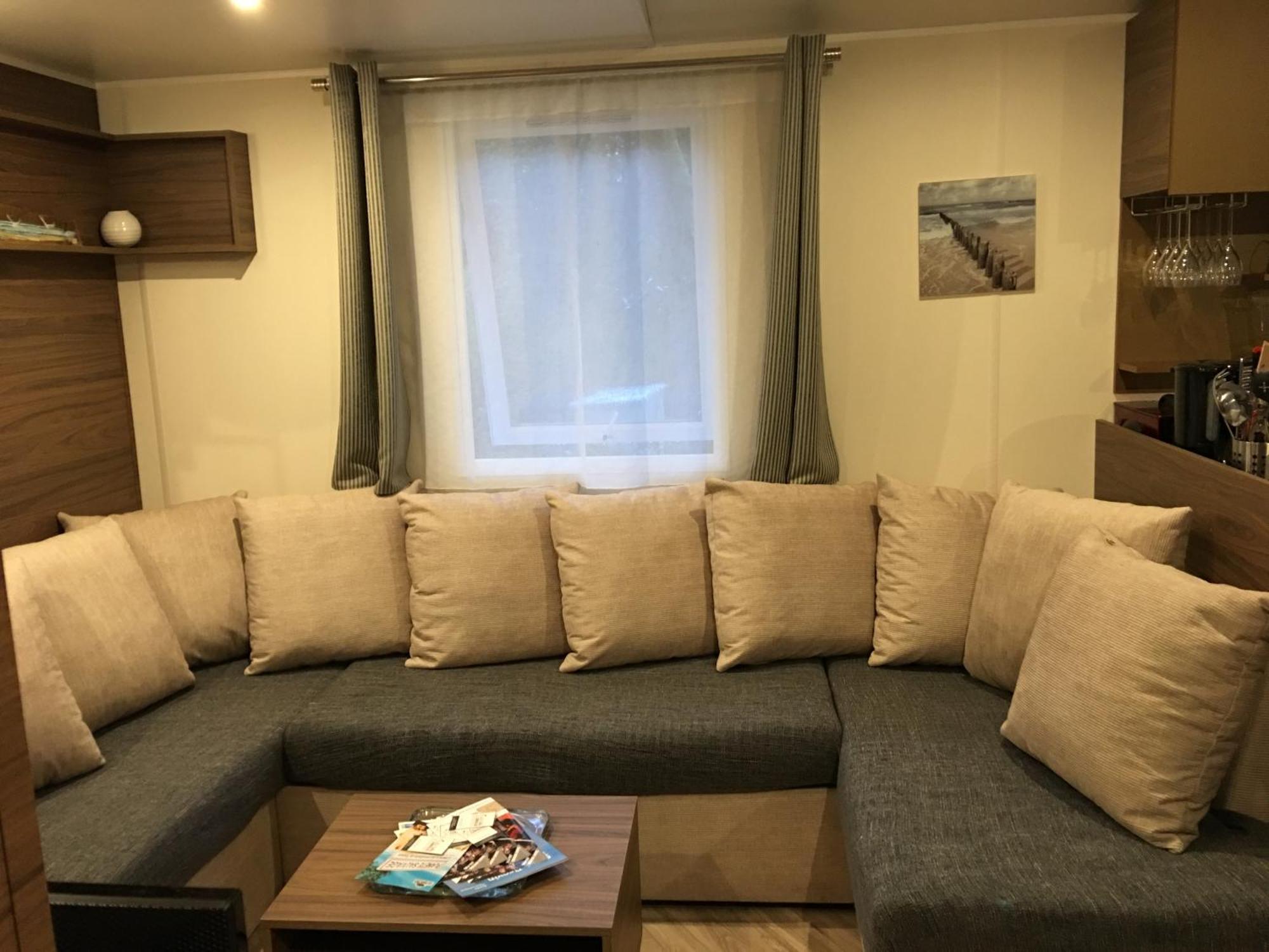 Mobilhome Familial 6 A 7 P 3 Chambres 42 M2 Saint Brevin Les Pierres Couchees מראה חיצוני תמונה