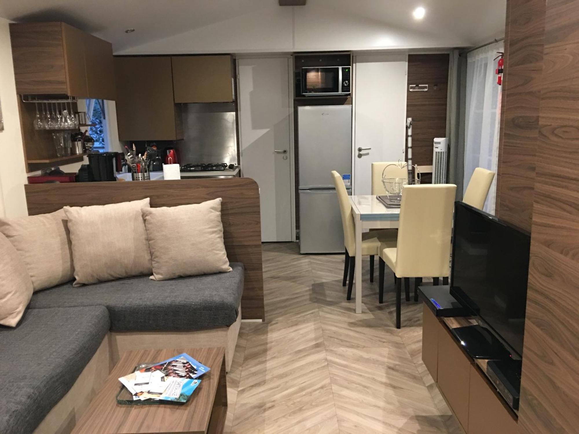 Mobilhome Familial 6 A 7 P 3 Chambres 42 M2 Saint Brevin Les Pierres Couchees מראה חיצוני תמונה